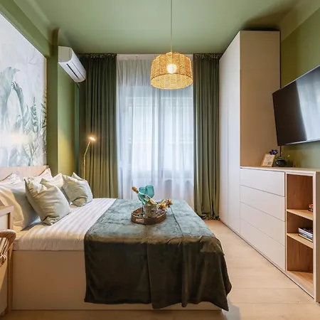 Gorgeous 1br Sanctuary By Cismigiu Park * 布加勒斯特