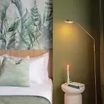 Gorgeous 1br Sanctuary By Cismigiu Park Apartman Bukarest