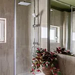Gorgeous 1br Sanctuary By Cismigiu Park Apartman Bukarest