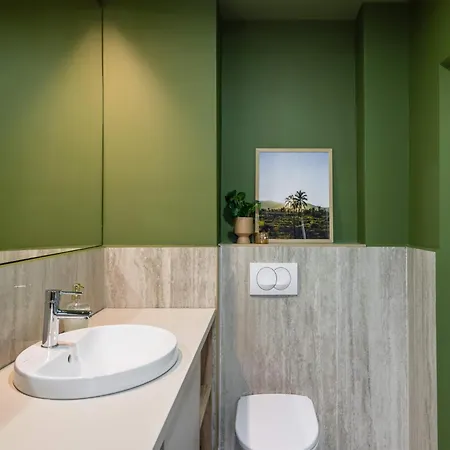 Apartment Gorgeous 1br Sanctuary By Cismigiu Park Bucharest