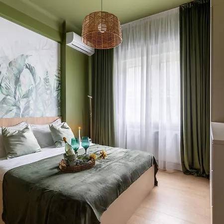 Daire Gorgeous 1br Sanctuary By Cismigiu Park